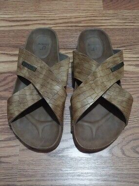 Coface Flat Flip Flop Slide Sandals Men 10.5 Brown Soft Cushion Outdoor Slip On